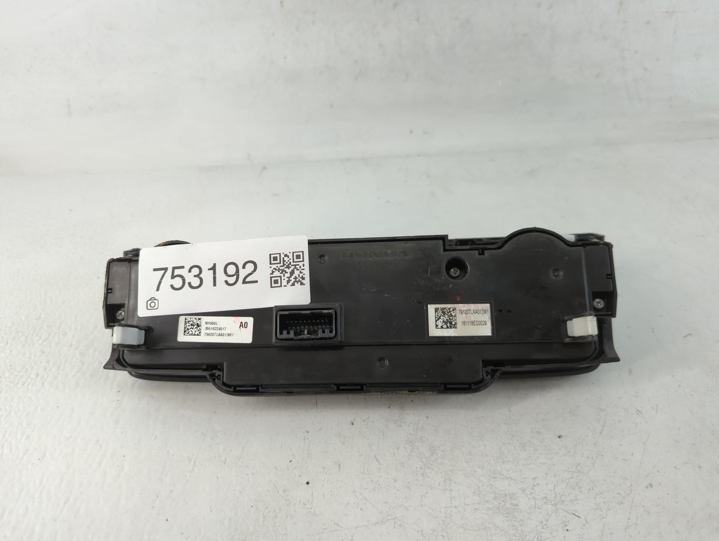 2017-2021 Honda Cr-V Climate Control Module Temperature AC/Heater Replacement P/N:79620TLAA013M1 Fits OEM Used Auto Parts - 