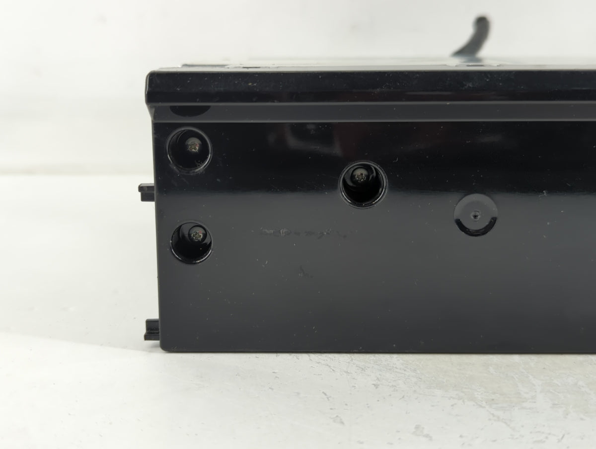 2017-2017 Honda Cr-v Am Fm Cd Player Radio Receiver 761247 - Oemusedautoparts1.com