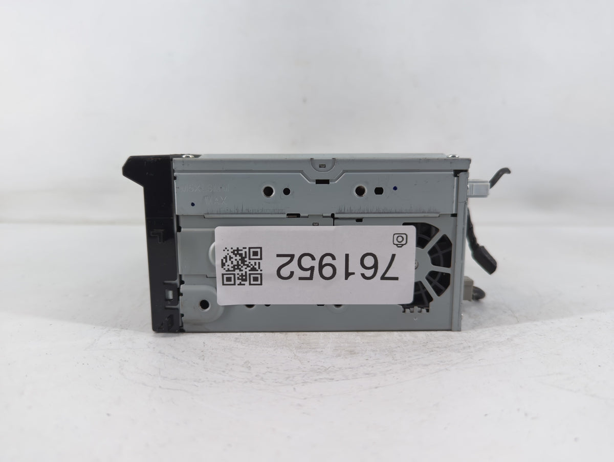 2017-2017 Honda Cr-v Am Fm Cd Player Radio Receiver 761952 - Oemusedautoparts1.com