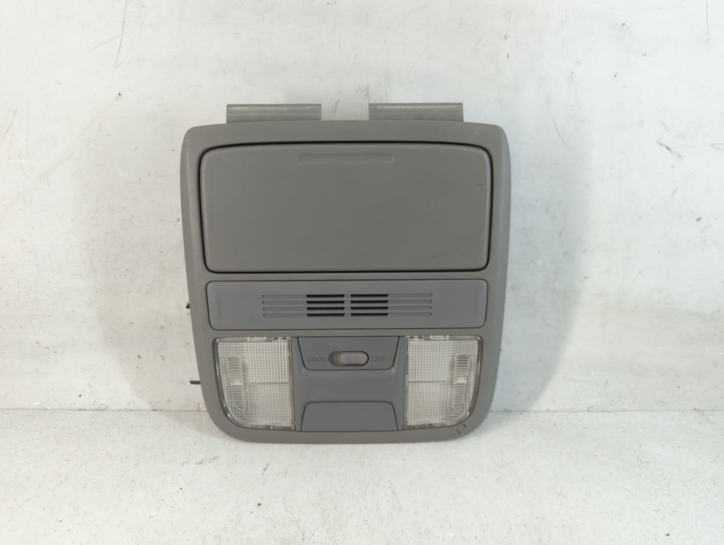 2017 Honda Cr-v Overhead Roof Console - Oemusedautoparts1.com