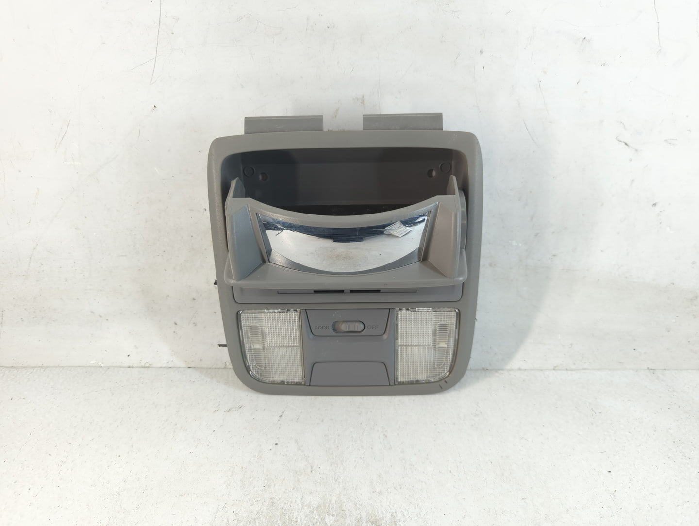 2017 Honda Cr-v Overhead Roof Console - Oemusedautoparts1.com