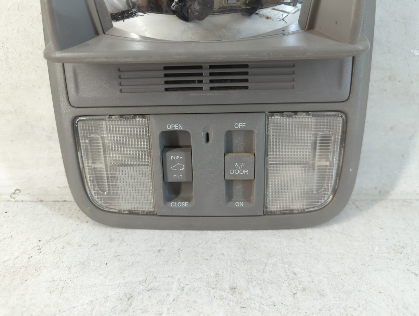 2017 Honda Cr-v Overhead Roof Console - Oemusedautoparts1.com
