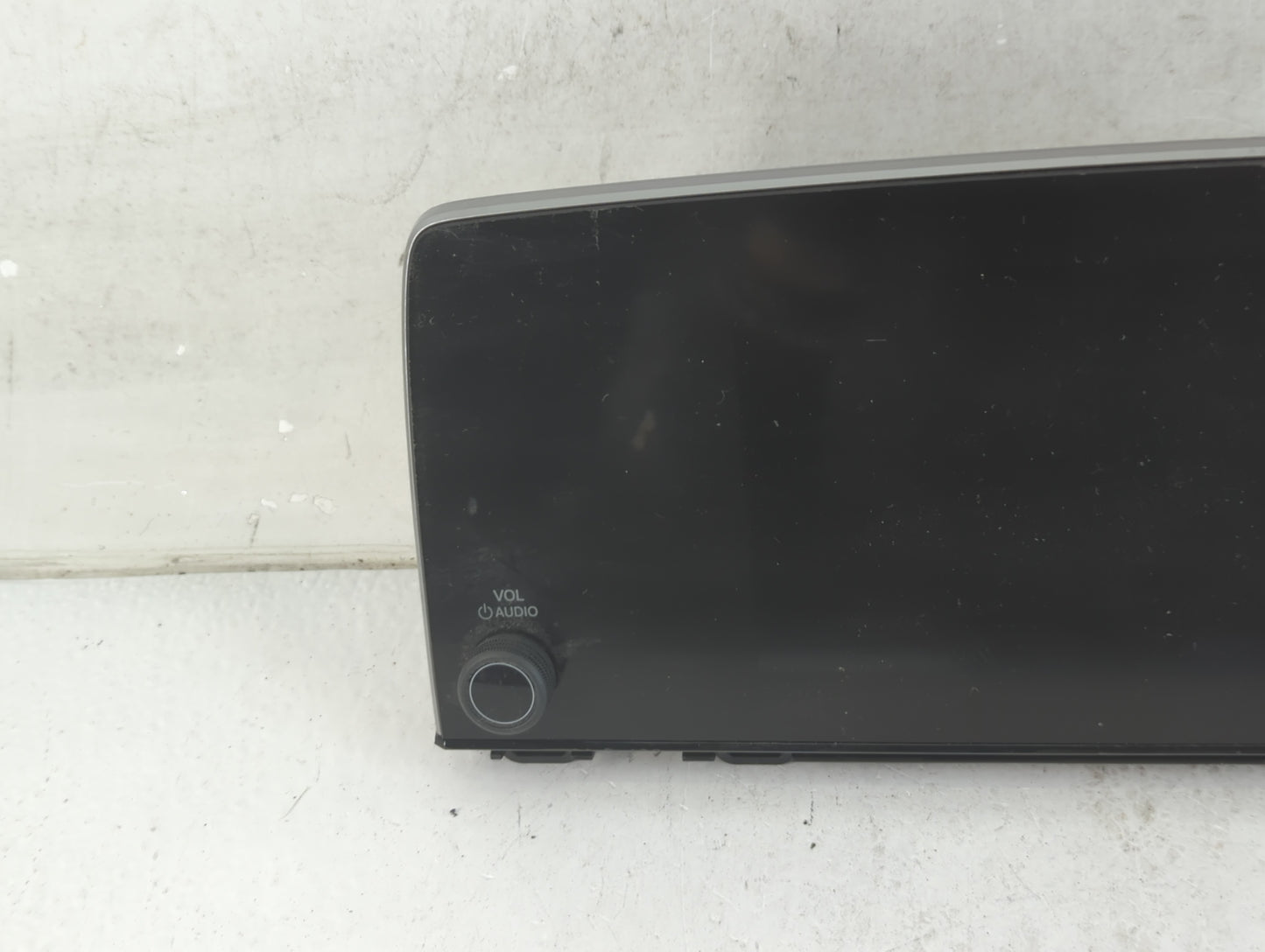 2017-2017 Honda Cr-v Am Fm Cd Player Radio Receiver - Oemusedautoparts1.com