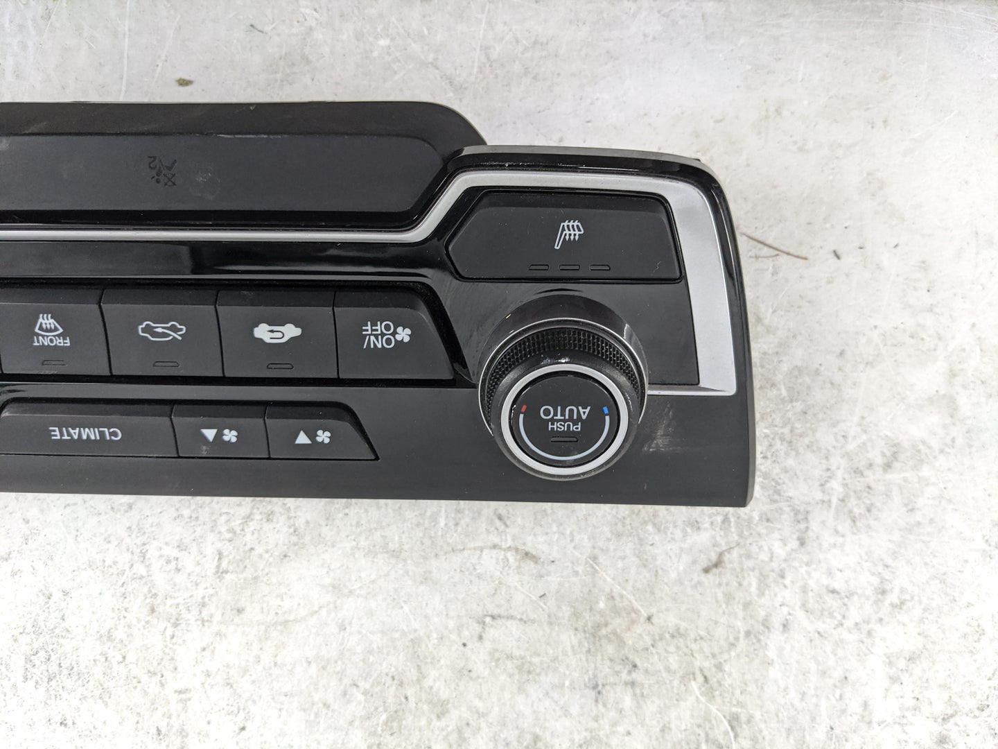 2017 Honda Crv Climate Control Module Temperature AC/Heater Replacement P/N:79620TLAC413M1 Fits Fits 2018 2019 OEM Used Auto