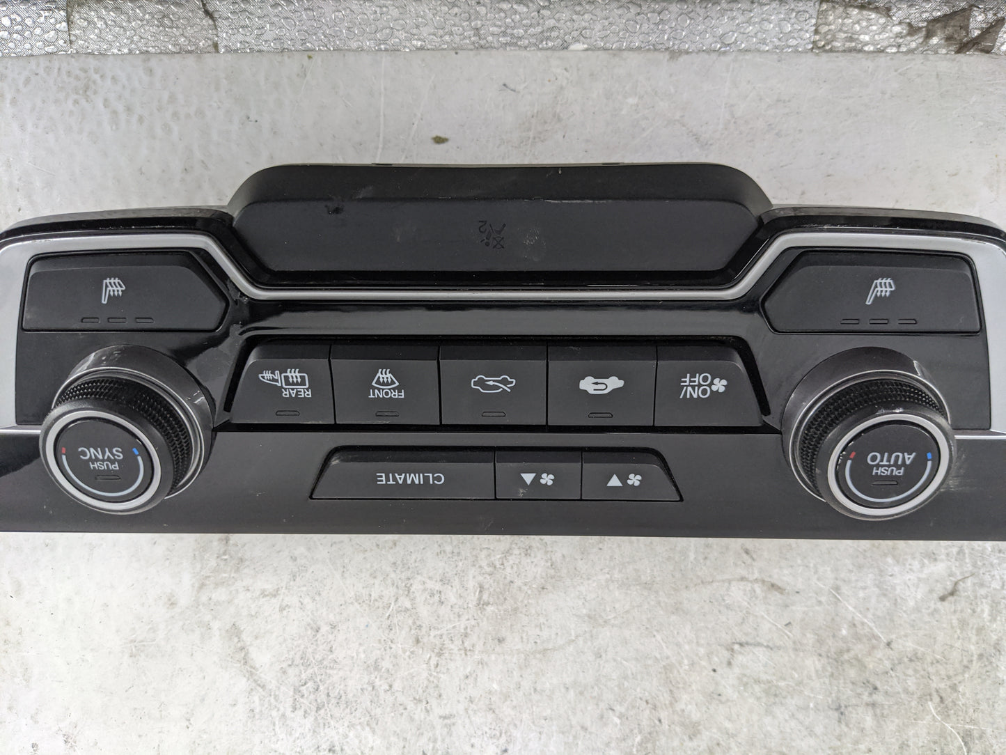 2017 Honda Crv Climate Control Module Temperature AC/Heater Replacement P/N:79620TLAC413M1 Fits Fits 2018 2019 OEM Used Auto