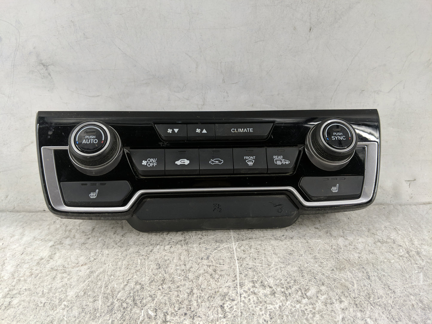 2017 Honda Crv Climate Control Module Temperature AC/Heater Replacement P/N:79620TLAC413M1 Fits Fits 2018 2019 OEM Used Auto