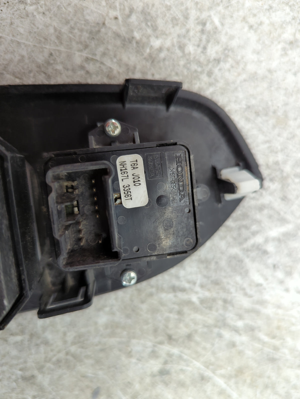 2017 Honda Crv Master Power Window Switch Replacement Driver Side Left P/N:T6A J010 NH167L 3356T Fits OEM Used Auto Parts - 