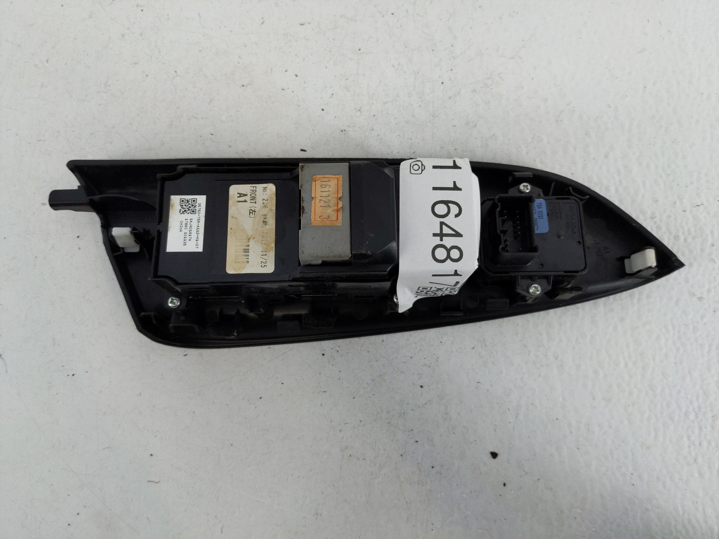 2015-2020 Honda Fit Master Power Window Switch Replacement Driver Side Left P/N:35750-T5R-A112-M1-07 35750T5RA112M1 Fits OEM