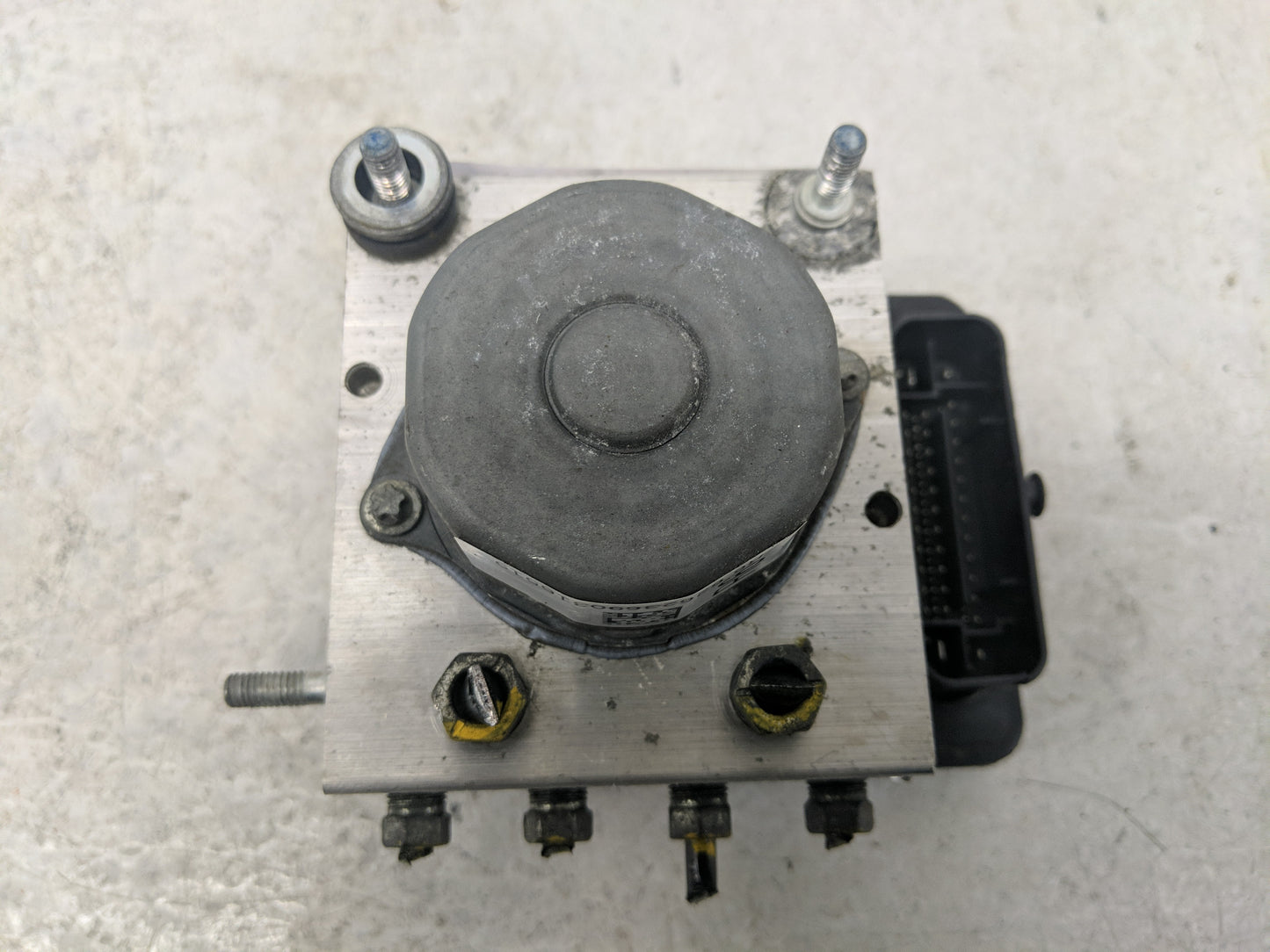 2017-2020 Honda Fit ABS Pump Control Module Replacement P/N:57110-T5R-A620-M1 2265106452, 0265956159 Fits Fits 2017 2018 201