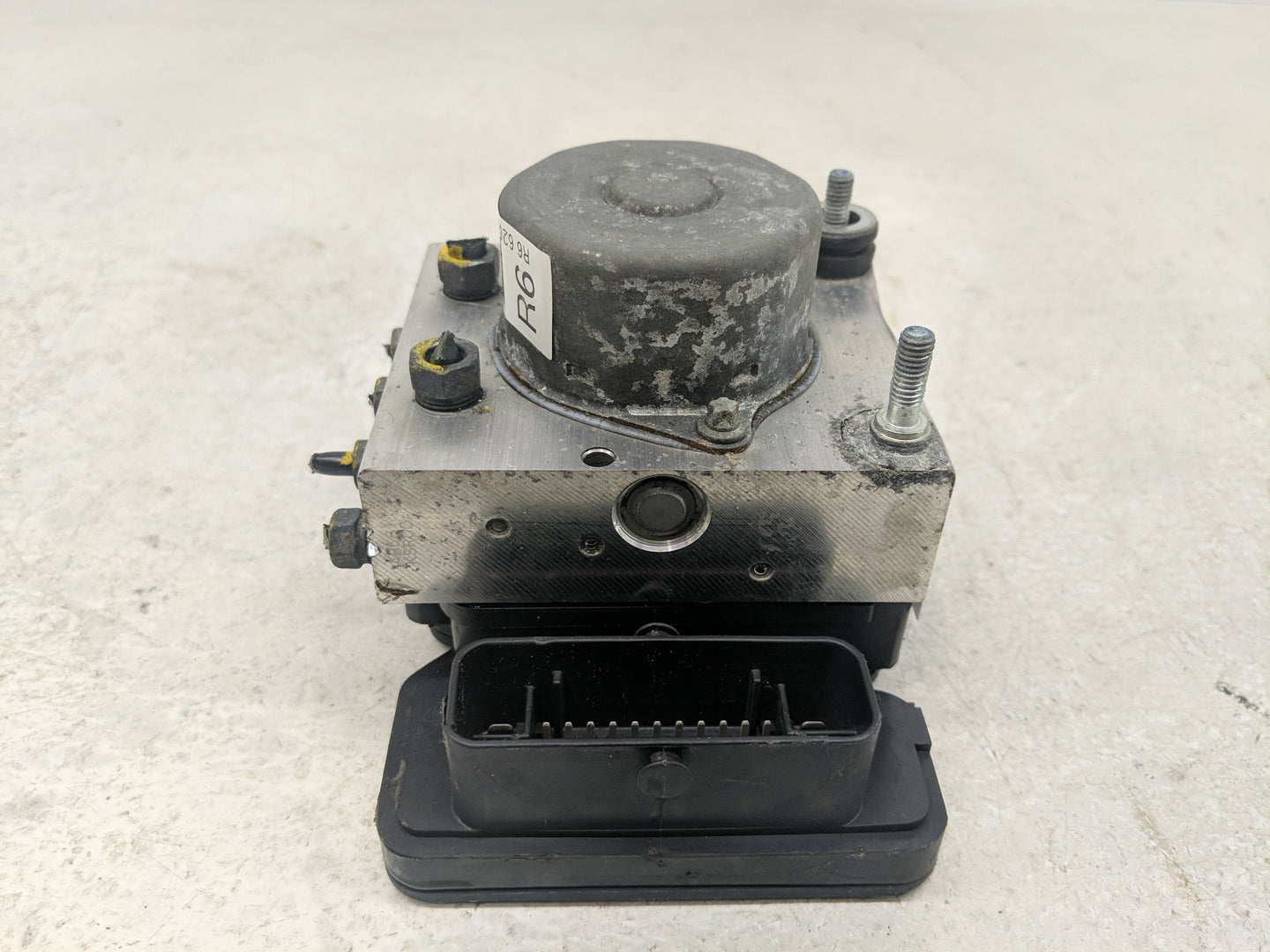 2017-2020 Honda Fit ABS Pump Control Module Replacement P/N:57110-T5R-A620-M1 2265106452, 0265956159 Fits Fits 2017 2018 201