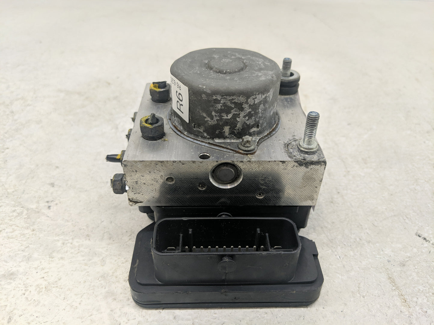 2017-2020 Honda Fit ABS Pump Control Module Replacement P/N:57110-T5R-A620-M1 2265106452, 0265956159 Fits Fits 2017 2018 201