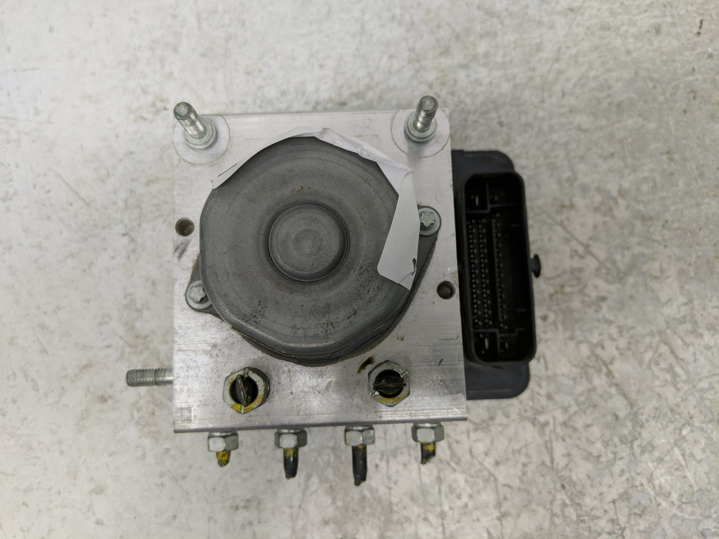 2017-2020 Honda Fit ABS Pump Control Module Replacement P/N:57110-T5R-A620-M1 2265106452, 0265956159 Fits Fits 2017 2018 201