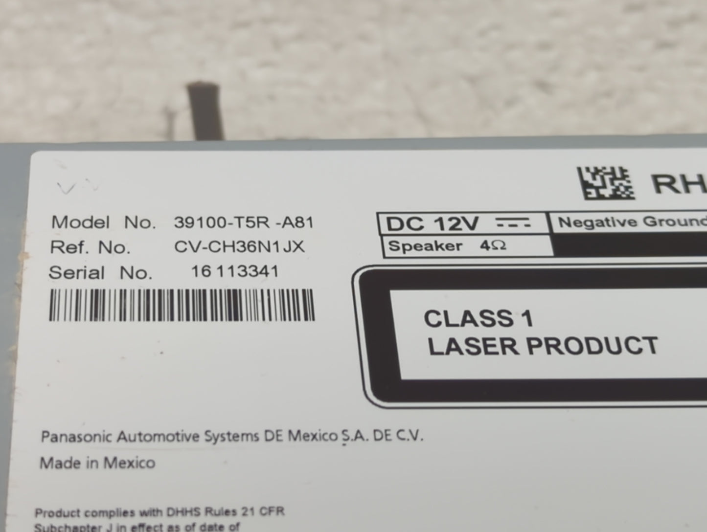 2017 Honda Fit Radio AM FM Cd Player Receiver Replacement P/N:39100-T5R-A81 Fits OEM Used Auto Parts - Oemusedautoparts1.com