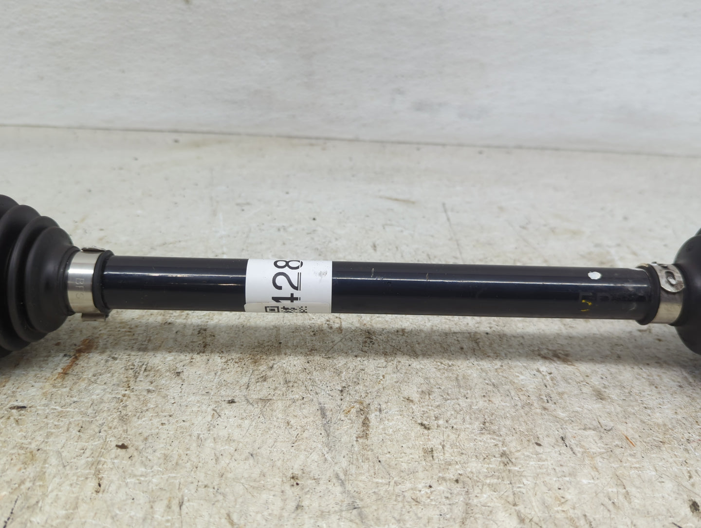 2016-2017 Honda Fit Axle Shaft Front Driver Cv C/v - Oemusedautoparts1.com