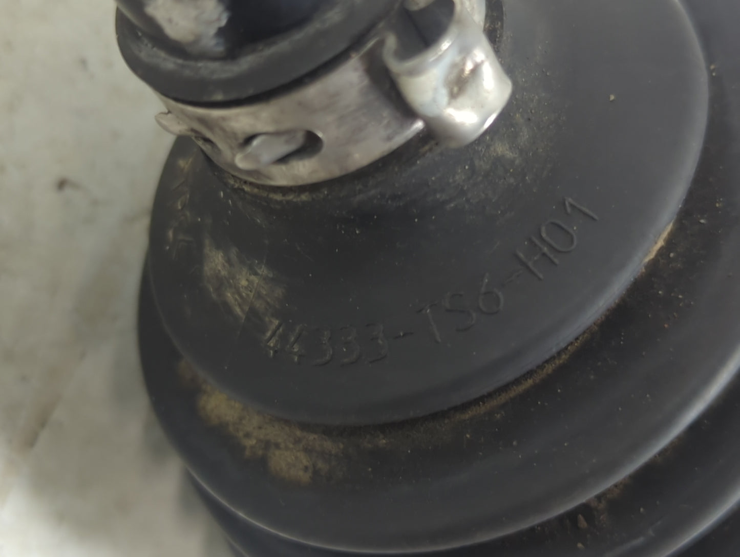 2016-2017 Honda Fit Axle Shaft Front Driver Cv C/v - Oemusedautoparts1.com