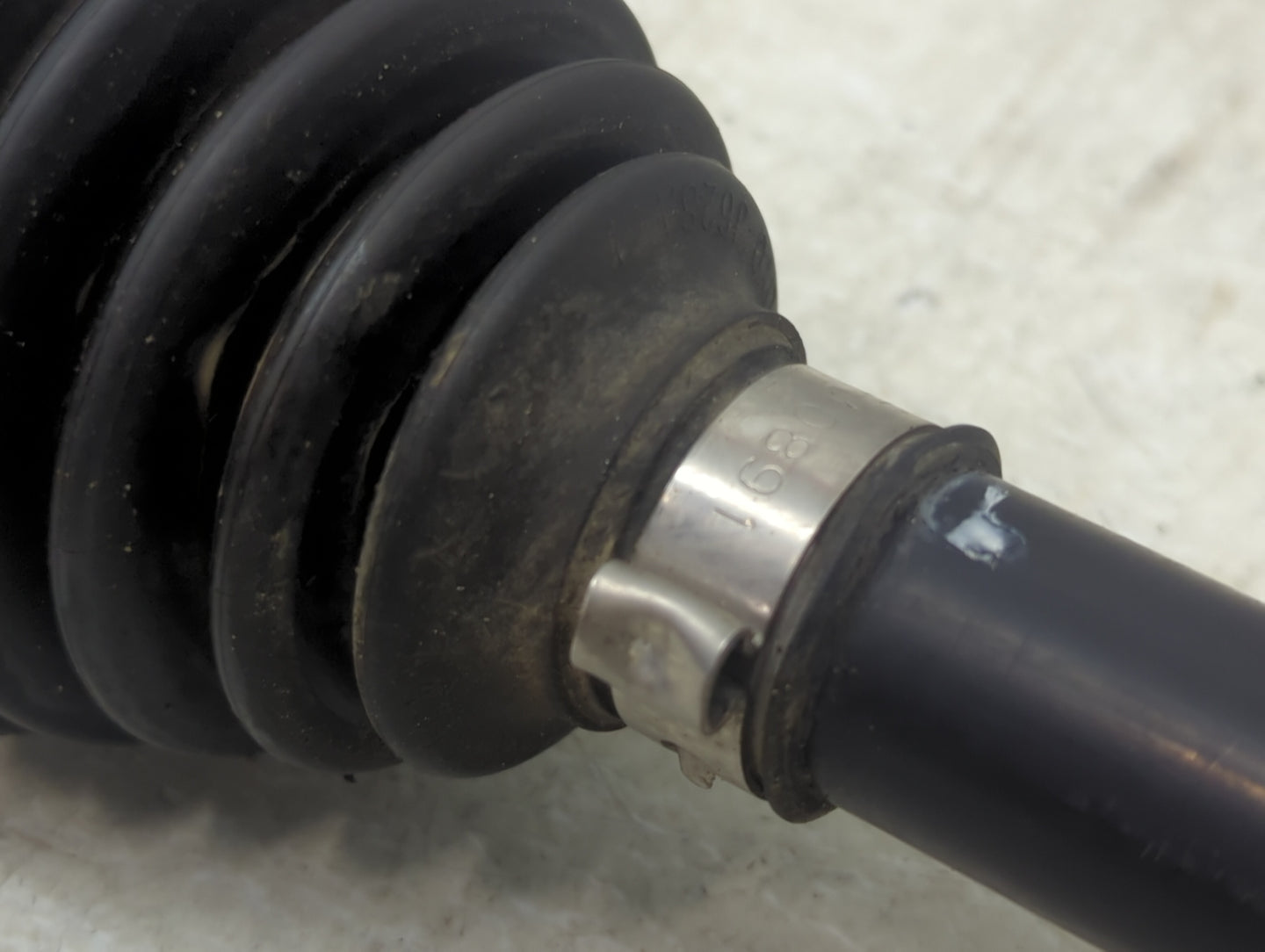 2016-2017 Honda Fit Axle Shaft Front Driver Cv C/v - Oemusedautoparts1.com
