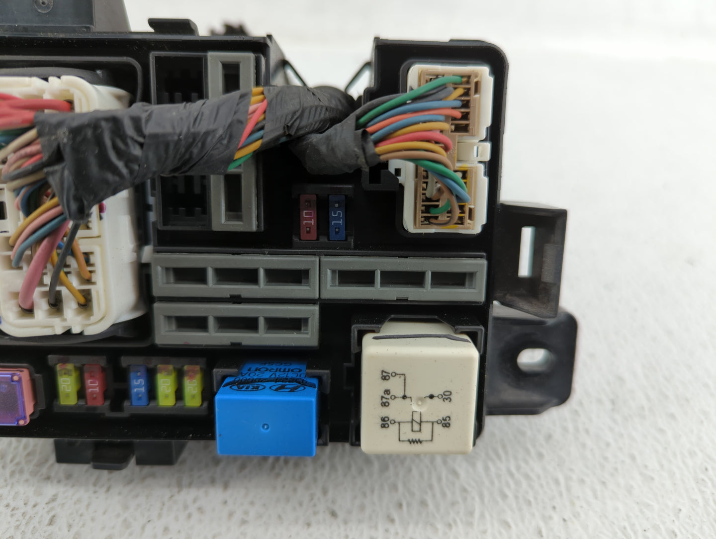 2016-2017 Honda Fit Fusebox Fuse Box Panel Relay Module P/N:N91400-2M070-12 Fits Fits 2016 2017 OEM Used Auto Parts - Oemuse