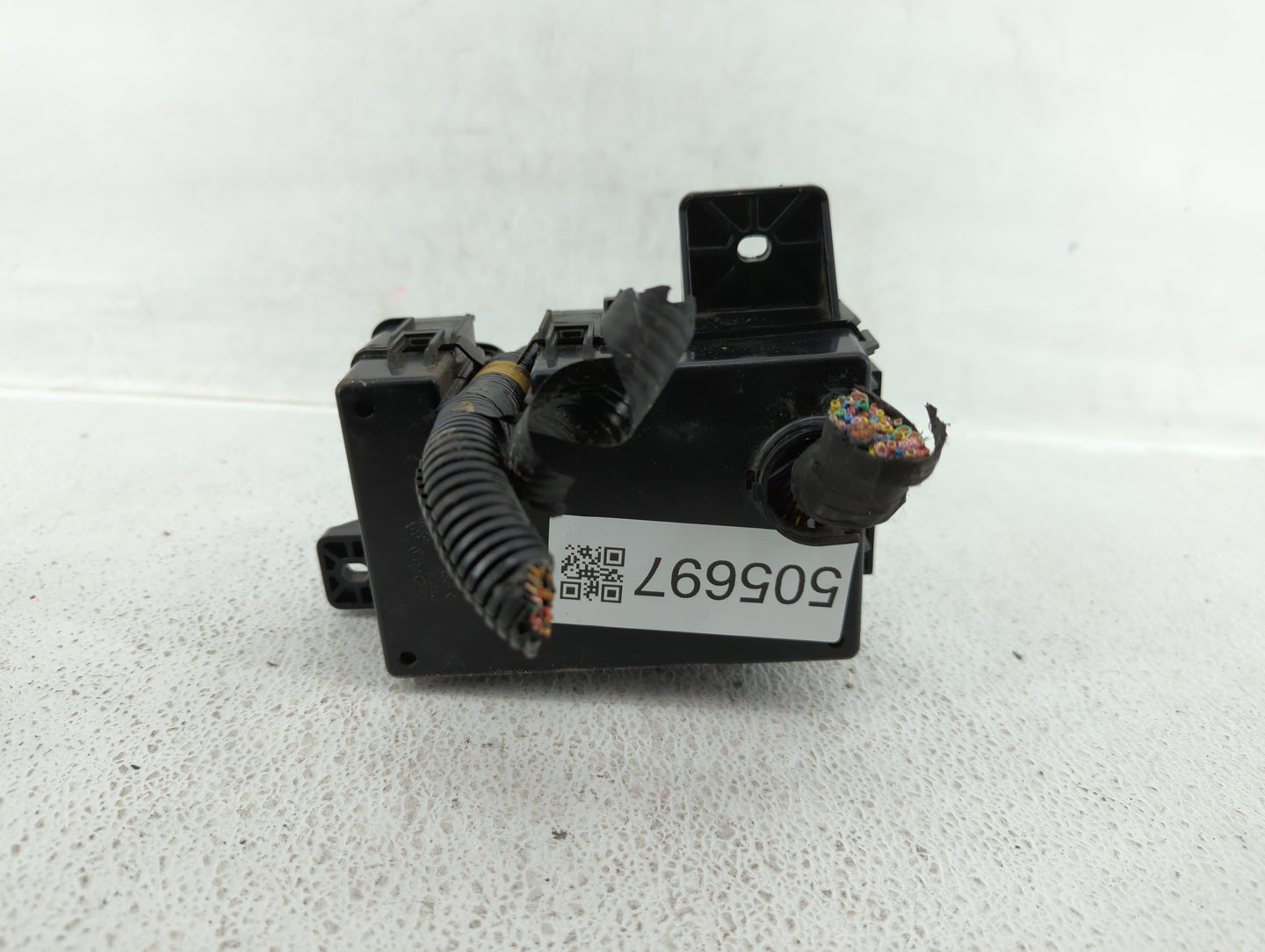 2016-2017 Honda Fit Fusebox Fuse Box Panel Relay Module P/N:N91400-2M070-12 Fits Fits 2016 2017 OEM Used Auto Parts - Oemuse