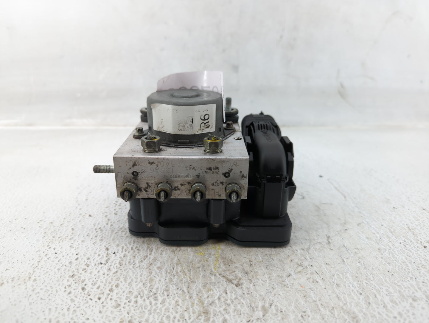 2017-2020 Honda Fit ABS Pump Control Module Replacement P/N:57010-T5P-A620-M1 Fits Fits 2017 2018 2019 2020 OEM Used Auto Pa