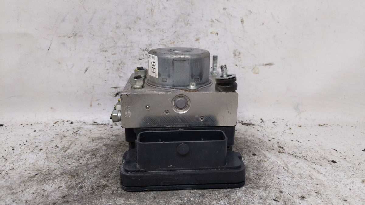 2017-2020 Honda Fit Anti-Lock Brake ABS Pump Module Actuator OEM P/N:57110 T5R A620 M1 Fits Fits 2017 2018 2019 2020 OEM Use