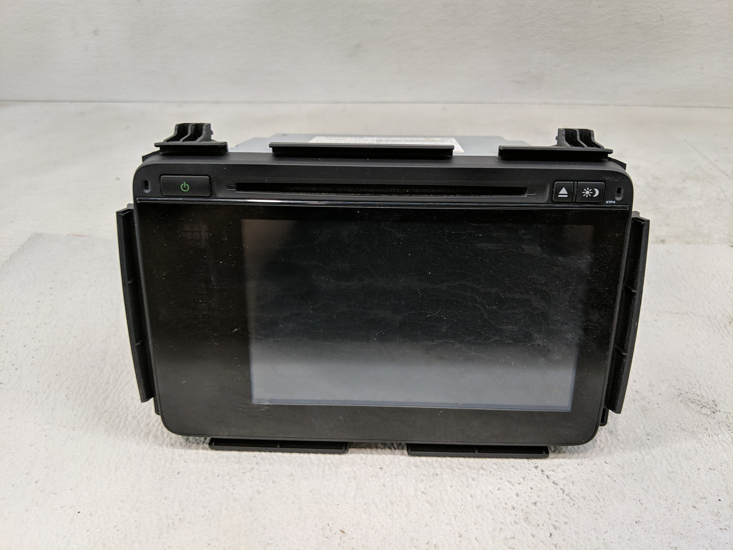 2017 Honda Hr-V Radio AM FM Cd Player Receiver Replacement P/N:39100-T7W-A210-M1 Fits OEM Used Auto Parts - Oemusedautoparts