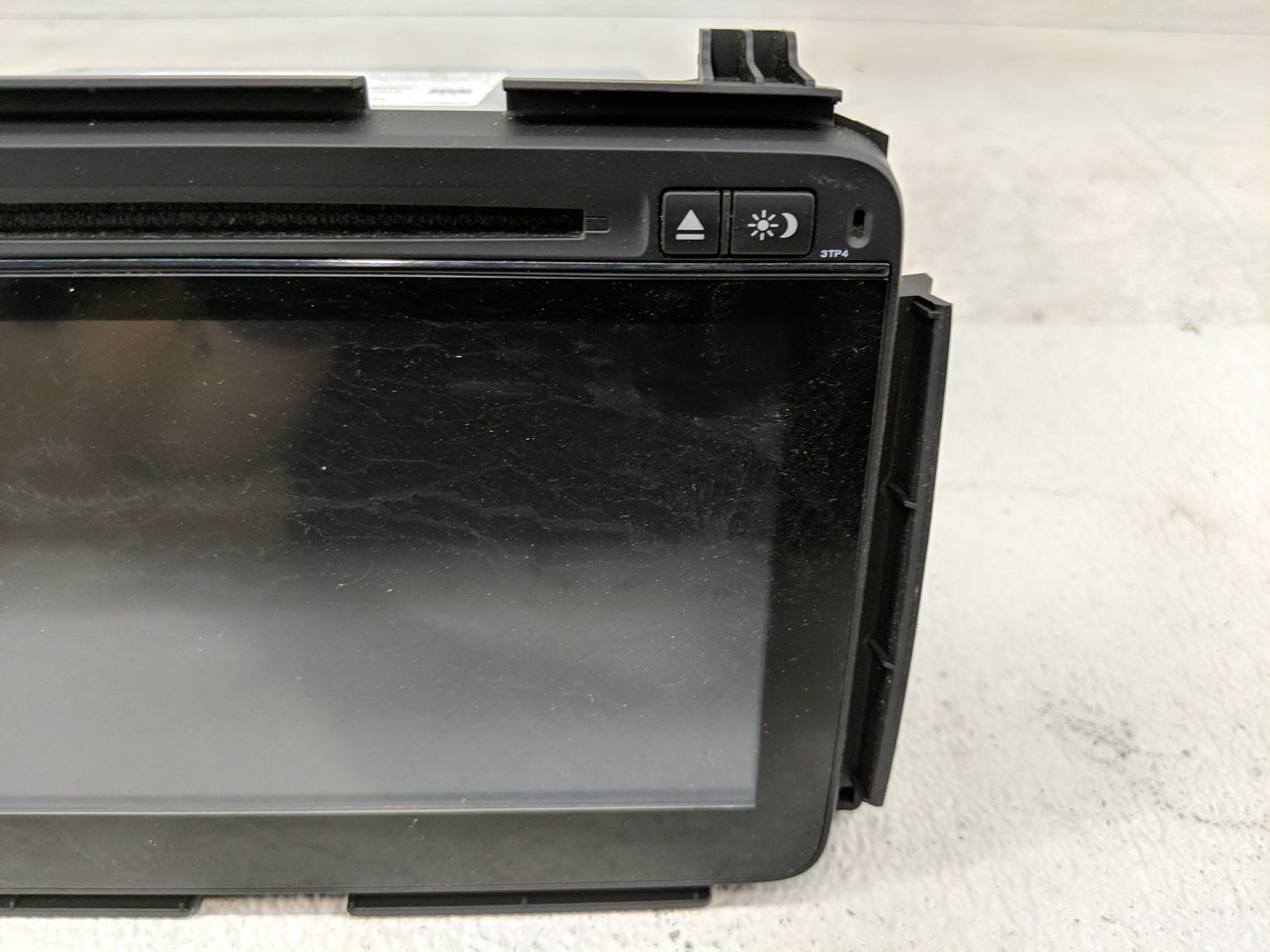 2017 Honda Hr-V Radio AM FM Cd Player Receiver Replacement P/N:39100-T7W-A210-M1 Fits OEM Used Auto Parts - Oemusedautoparts