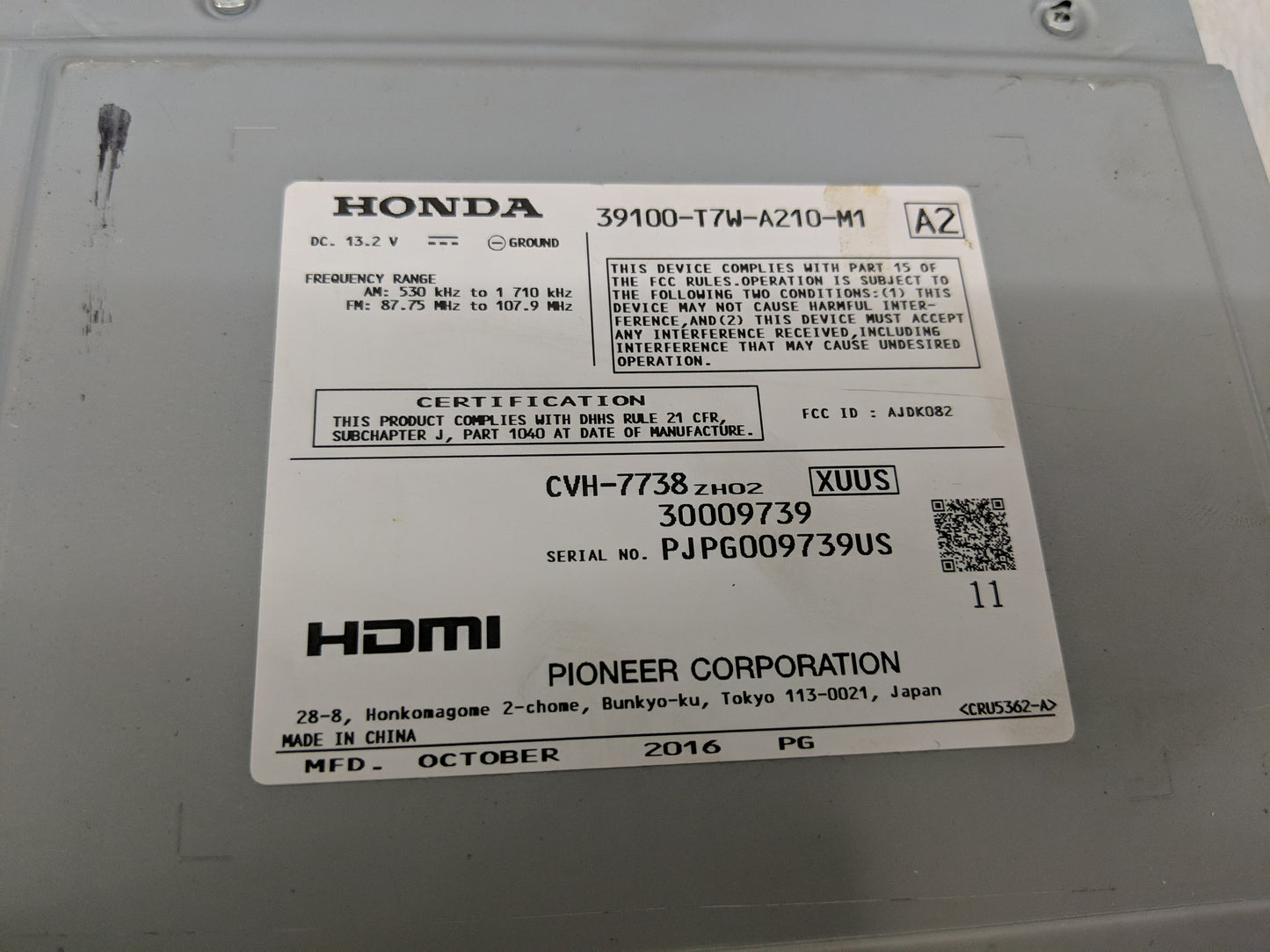 2017 Honda Hr-V Radio AM FM Cd Player Receiver Replacement P/N:39100-T7W-A210-M1 Fits OEM Used Auto Parts - Oemusedautoparts