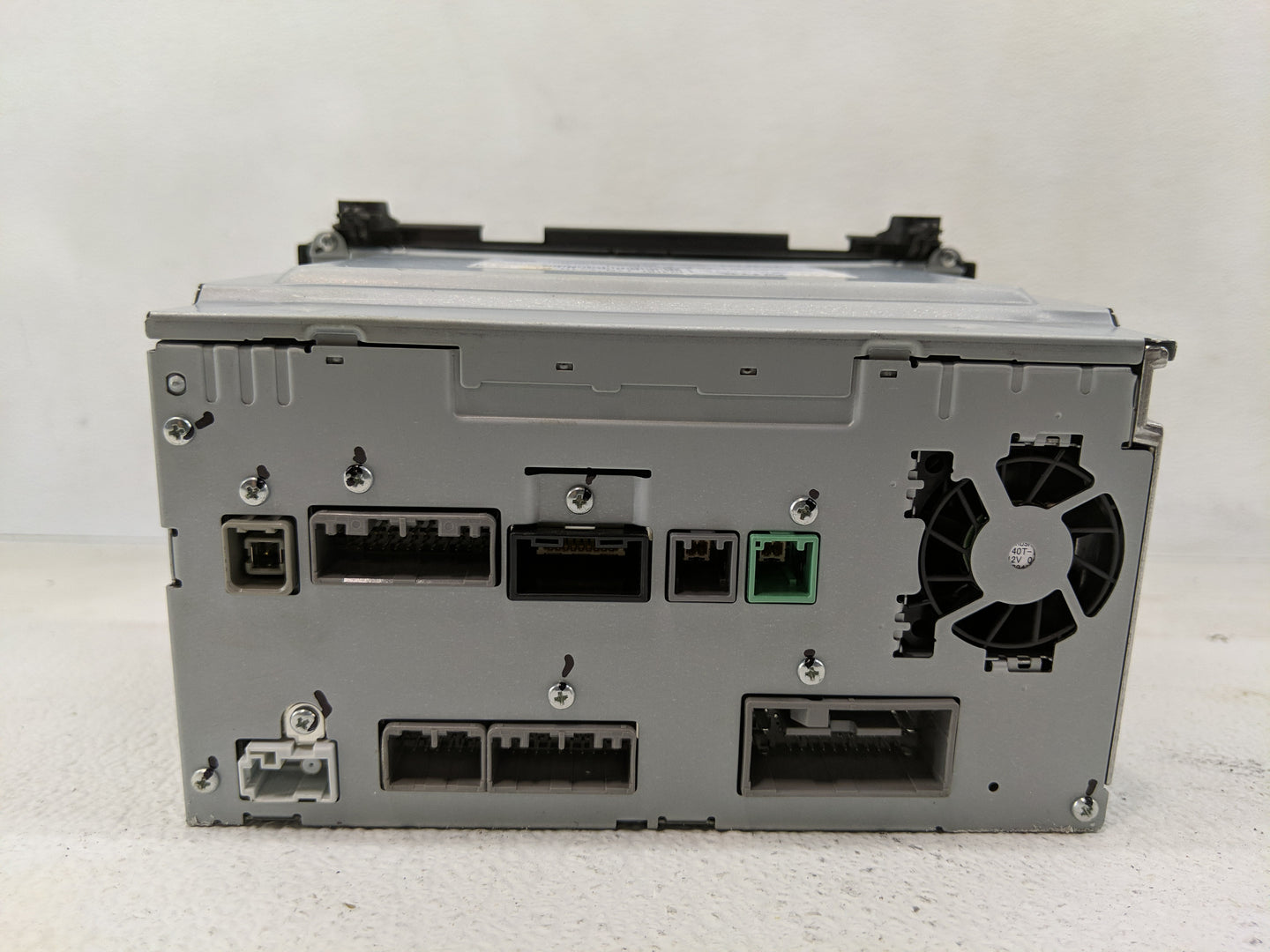 2017 Honda Hr-V Radio AM FM Cd Player Receiver Replacement P/N:39100-T7W-A210-M1 Fits OEM Used Auto Parts - Oemusedautoparts