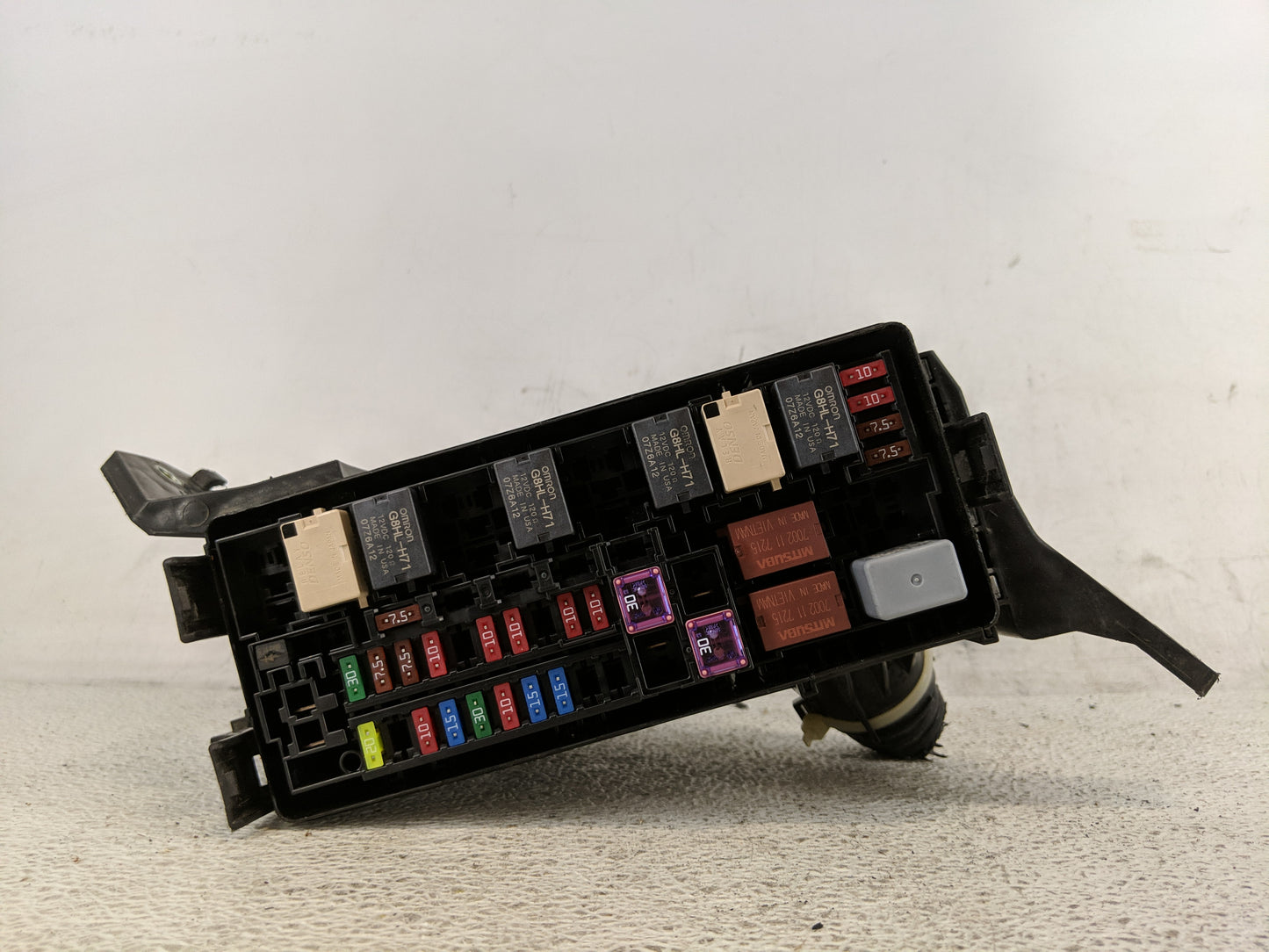 2016-2018 Honda Hr-V Fusebox Fuse Box Panel Relay Module Fits Fits 2016 2017 2018 OEM Used Auto Parts - Oemusedautoparts1.co