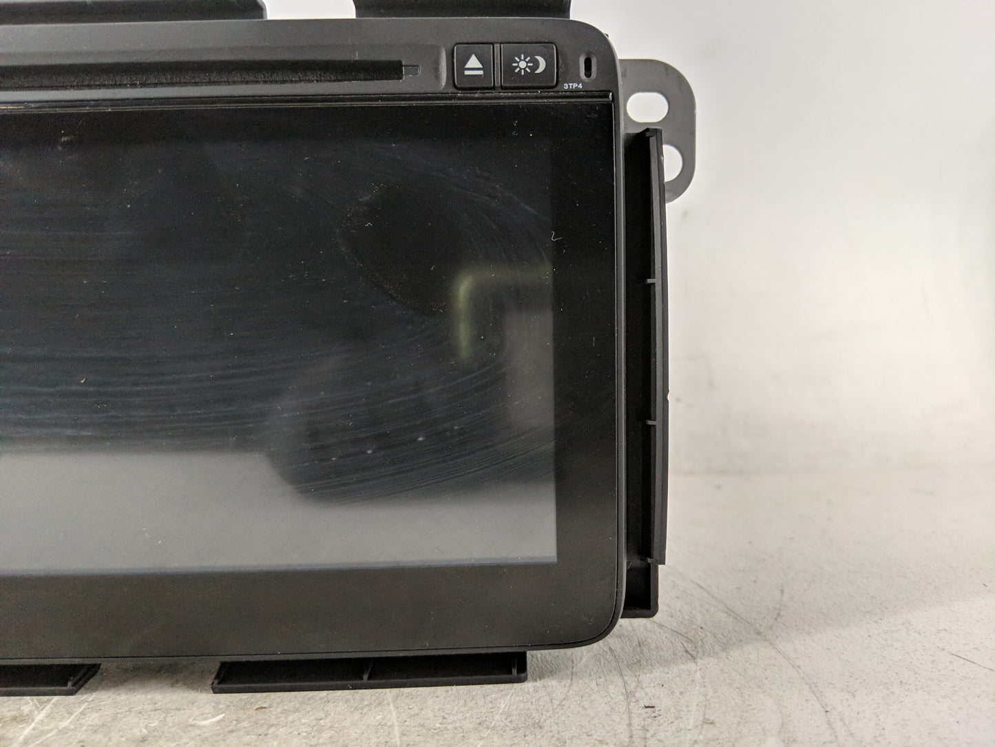 2017 Honda Hr-V Radio AM FM Cd Player Receiver Replacement P/N:39100-T7W-A210-M1 Fits OEM Used Auto Parts - Oemusedautoparts