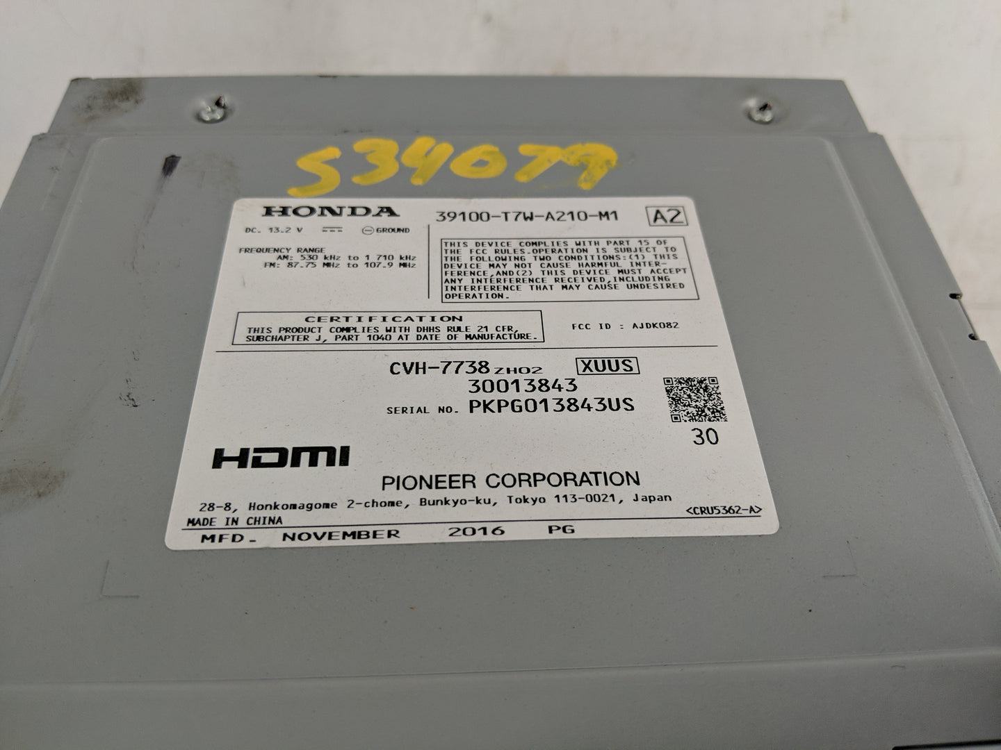 2017 Honda Hr-V Radio AM FM Cd Player Receiver Replacement P/N:39100-T7W-A210-M1 Fits OEM Used Auto Parts - Oemusedautoparts