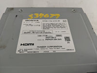 2017 Honda Hr-V Radio AM FM Cd Player Receiver Replacement P/N:39100-T7W-A210-M1 Fits OEM Used Auto Parts - Oemusedautoparts