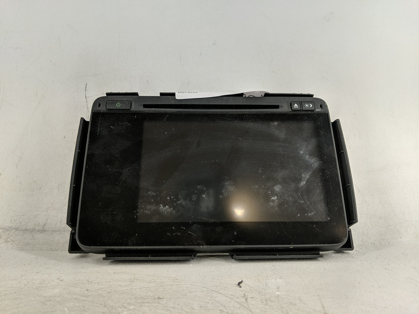 2017 Honda Hr-V Radio AM FM Cd Player Receiver Replacement Fits OEM Used Auto Parts - Oemusedautoparts1.com