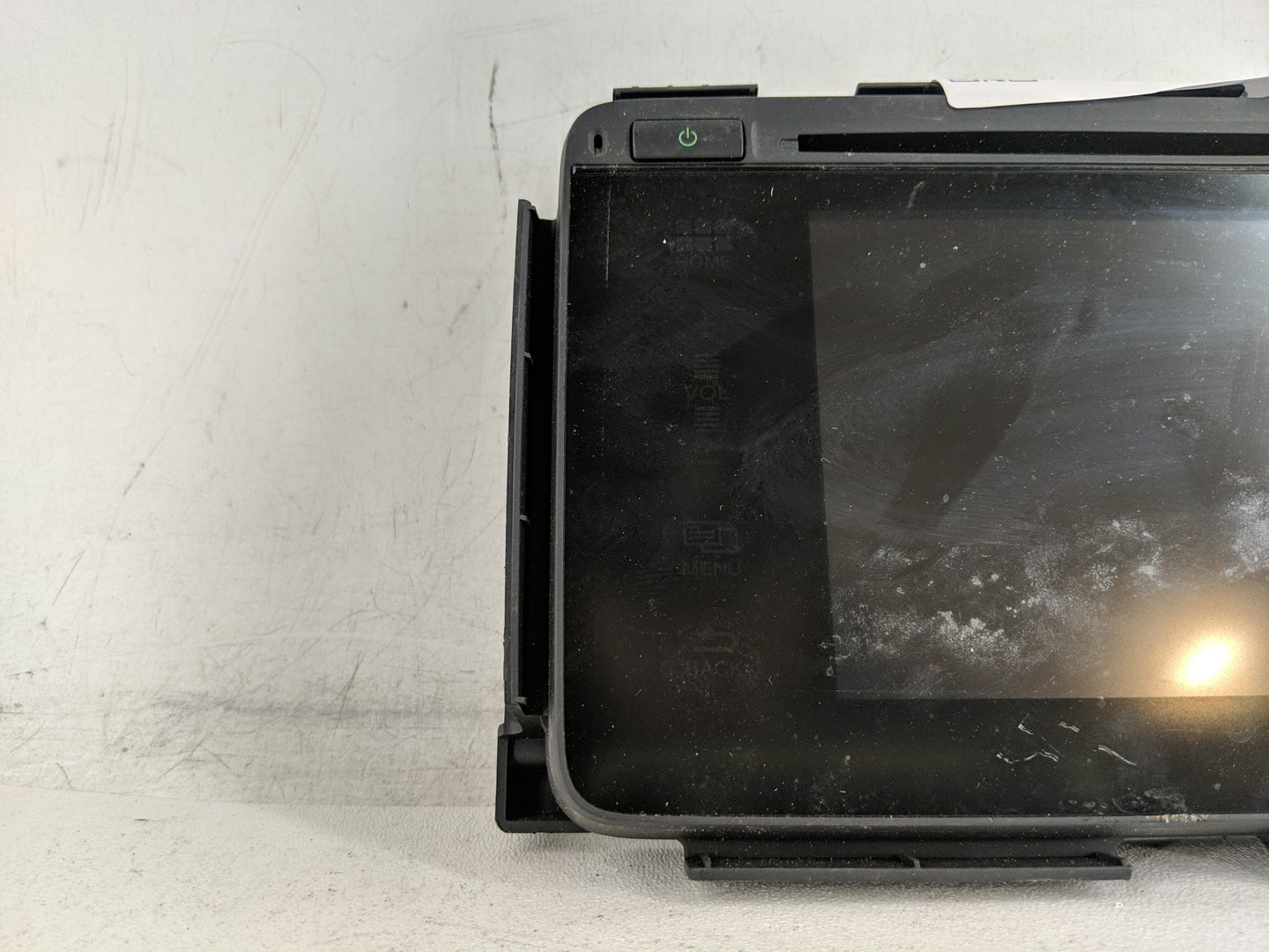 2017 Honda Hr-V Radio AM FM Cd Player Receiver Replacement Fits OEM Used Auto Parts - Oemusedautoparts1.com