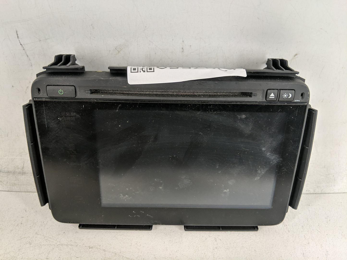 2017 Honda Hr-V Radio AM FM Cd Player Receiver Replacement Fits OEM Used Auto Parts - Oemusedautoparts1.com