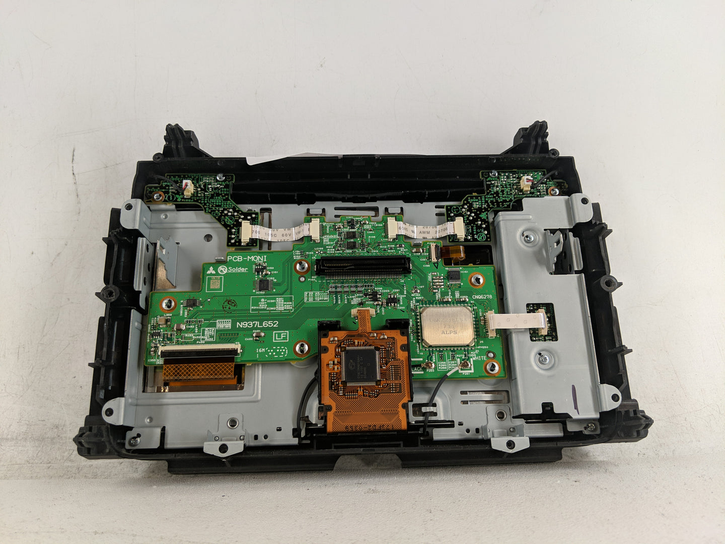 2017 Honda Hr-V Radio AM FM Cd Player Receiver Replacement Fits OEM Used Auto Parts - Oemusedautoparts1.com