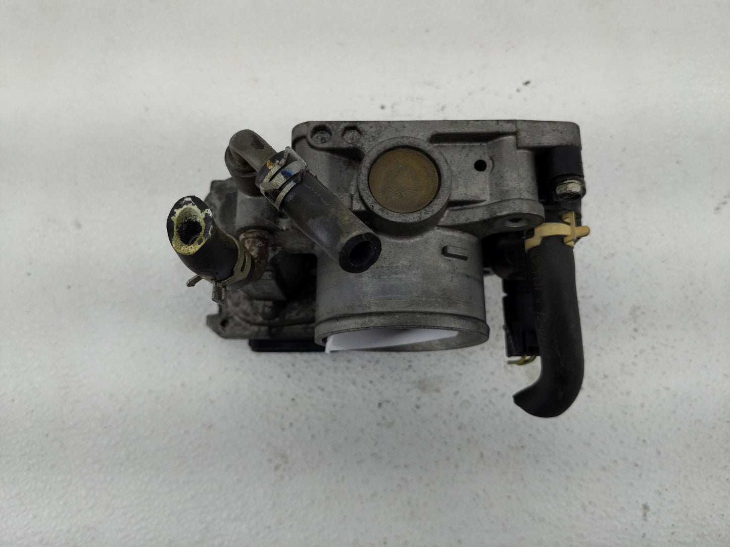 2016-2022 Honda Hr-V Throttle Body Fits Fits 2012 2013 2014 2015 2016 2017 2018 2019 2020 2021 2022 OEM Used Auto Parts - Oe