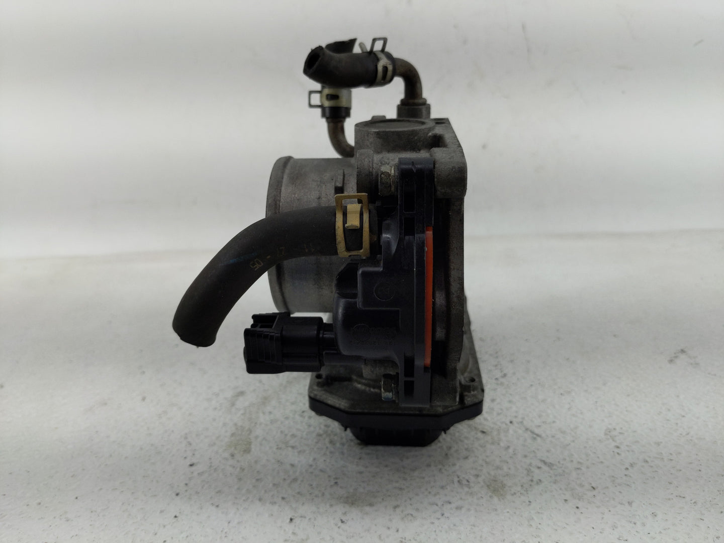 2016-2022 Honda Hr-V Throttle Body Fits Fits 2012 2013 2014 2015 2016 2017 2018 2019 2020 2021 2022 OEM Used Auto Parts - Oe
