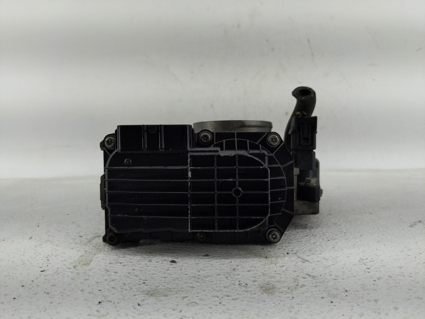 2016-2022 Honda Hr-V Throttle Body Fits Fits 2012 2013 2014 2015 2016 2017 2018 2019 2020 2021 2022 OEM Used Auto Parts - Oe
