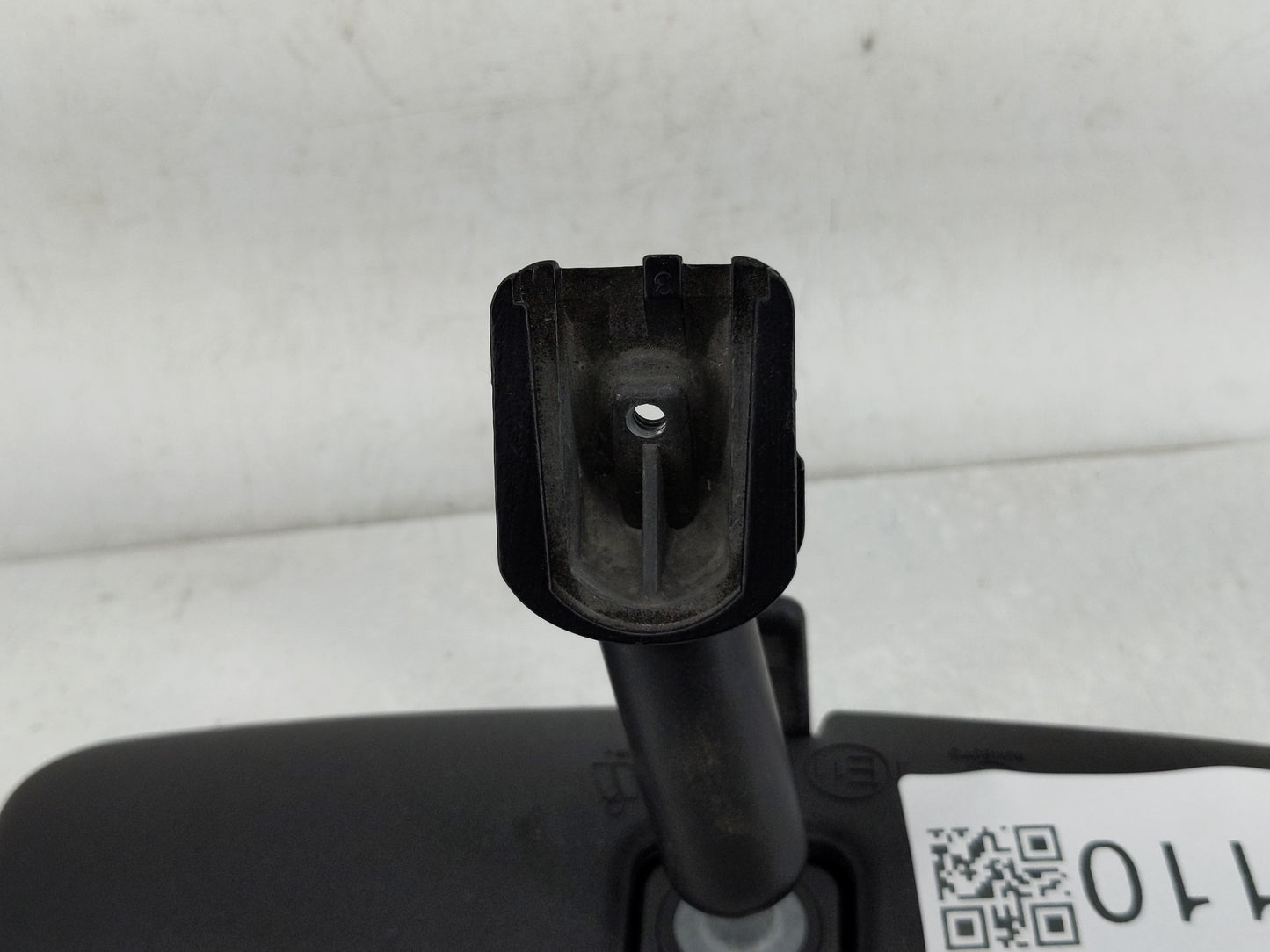 2016-2022 Honda Hr-V Interior Rear View Mirror Replacement OEM P/N:E11025617 E11015617 Fits OEM Used Auto Parts - Oemusedaut
