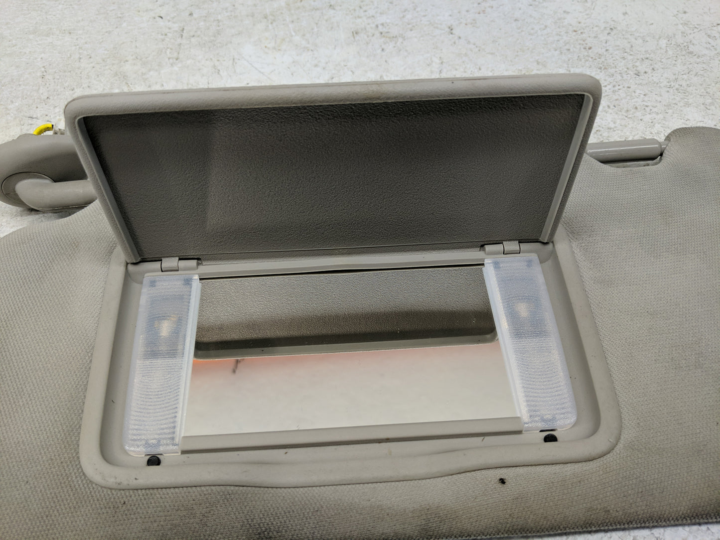 2016-2022 Honda Hr-V Sun Visor Shade Replacement Driver Left Mirror Fits Fits 2016 2017 2018 2019 2020 2021 2022 OEM Used Au