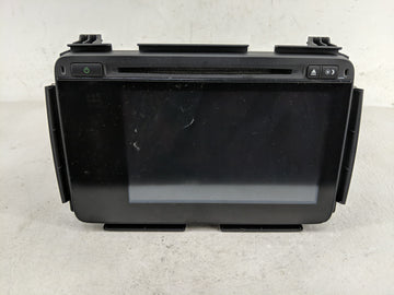 2017 Honda Hr-V Radio AM FM Cd Player Receiver Replacement P/N:39100-T7W-A210-M1 Fits OEM Used Auto Parts - Oemusedautoparts