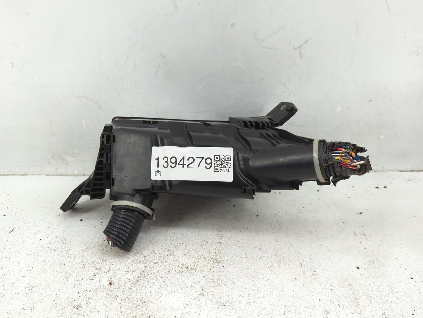 2016-2018 Honda Hr-V Fusebox Fuse Box Panel Relay Module Fits Fits 2016 2017 2018 OEM Used Auto Parts - Oemusedautoparts1.co