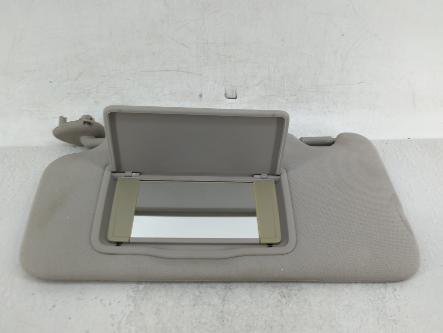 2016-2022 Honda Hr-V Sun Visor Shade Replacement Driver Left Mirror Fits Fits 2016 2017 2018 2019 2020 2021 2022 OEM Used Au
