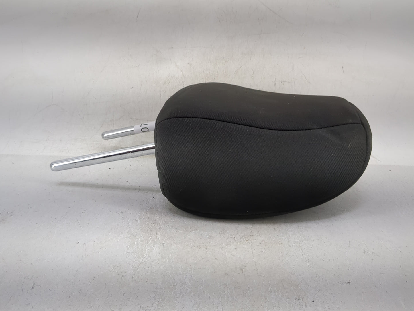 2017 Honda Hr-V Headrest Head Rest Rear Seat Fits OEM Used Auto Parts - Oemusedautoparts1.com