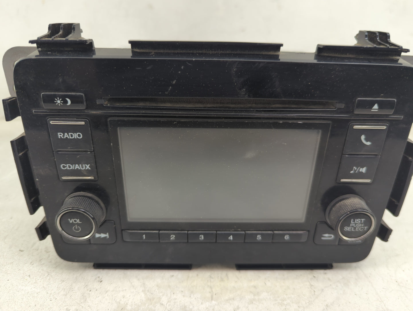 2017 Honda Hr-V Radio AM FM Cd Player Receiver Replacement P/N:39100-T7W-A81 CV-CH56N0JX Fits OEM Used Auto Parts - Oemuseda