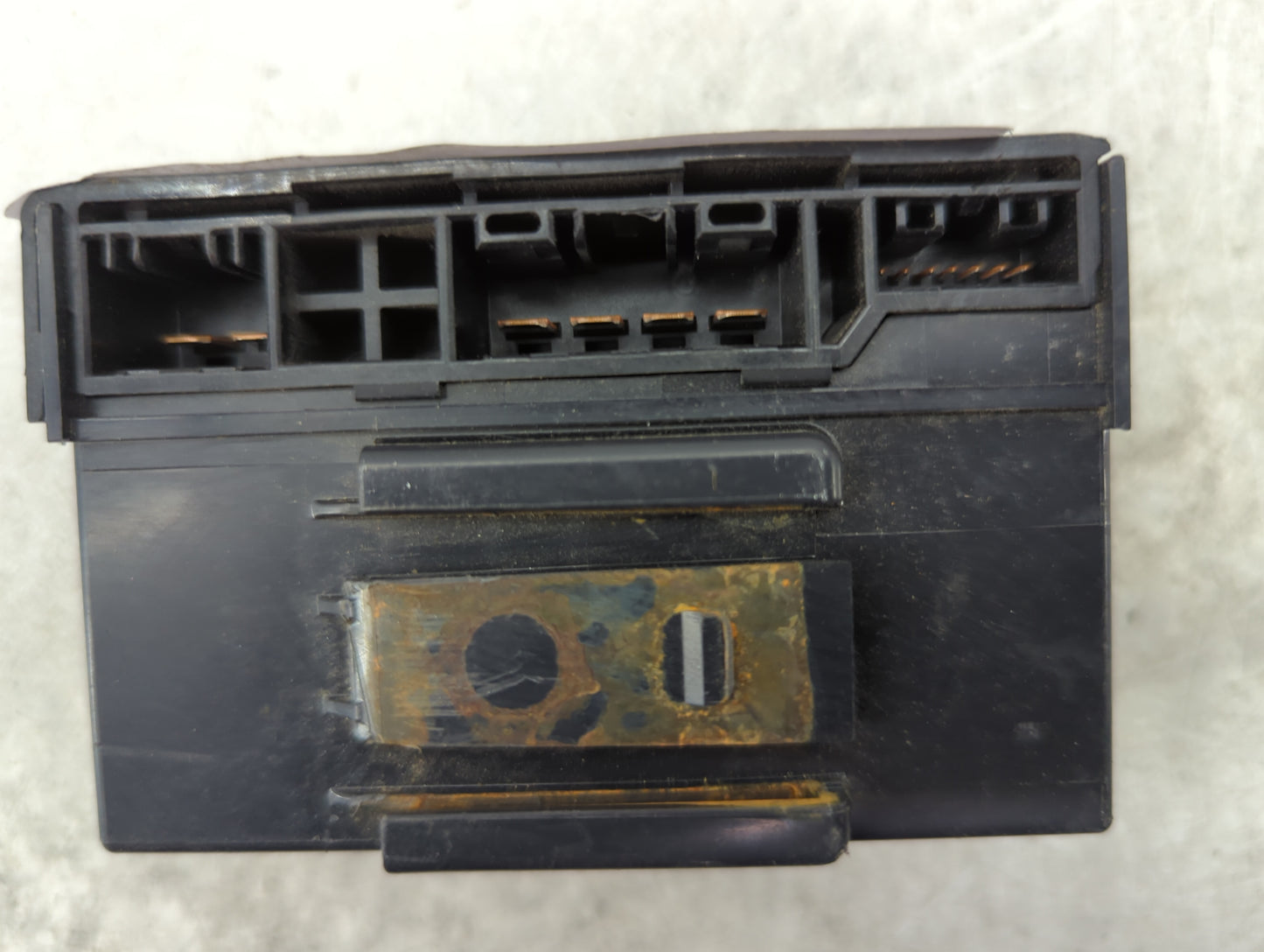 2016-2018 Honda Hr-v Body Control Module Bcm - Oemusedautoparts1.com