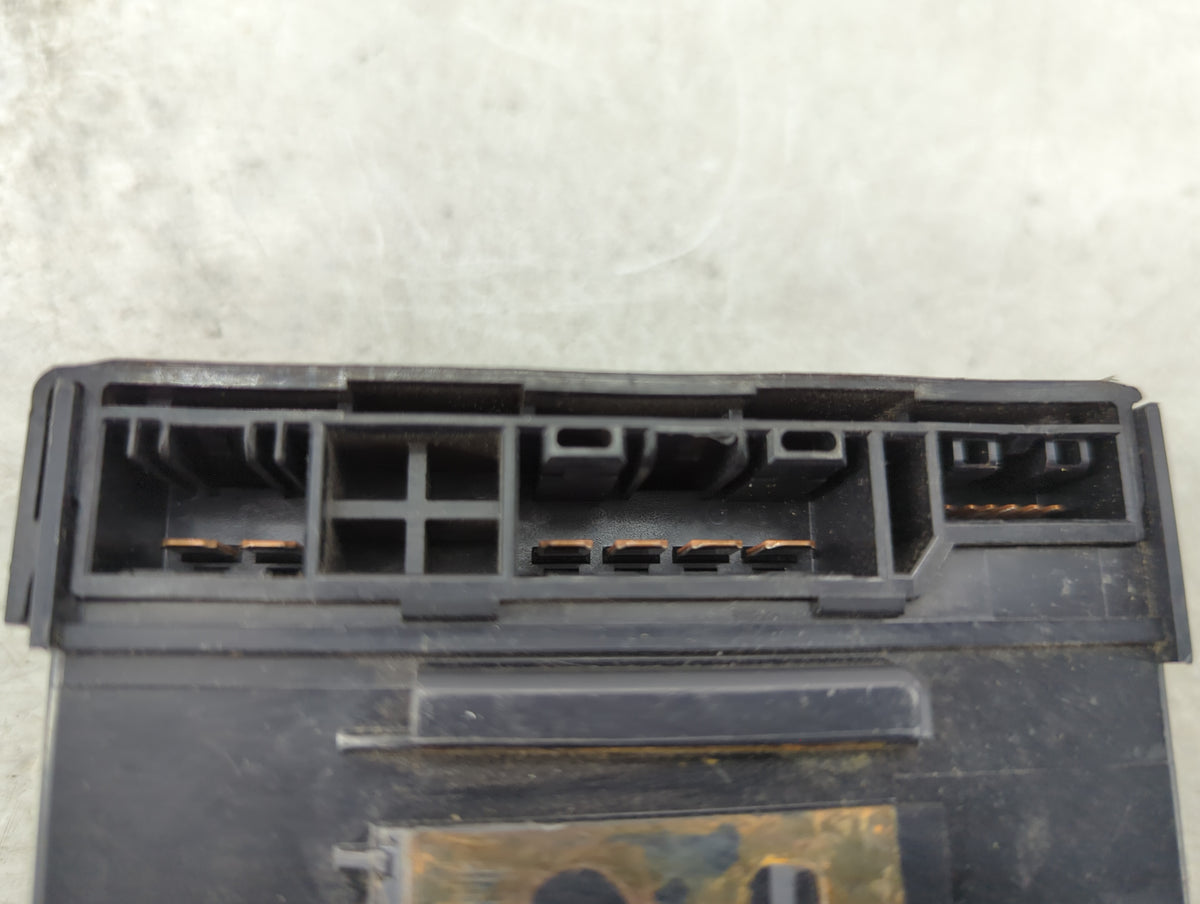 2016-2018 Honda Hr-v Body Control Module Bcm - Oemusedautoparts1.com