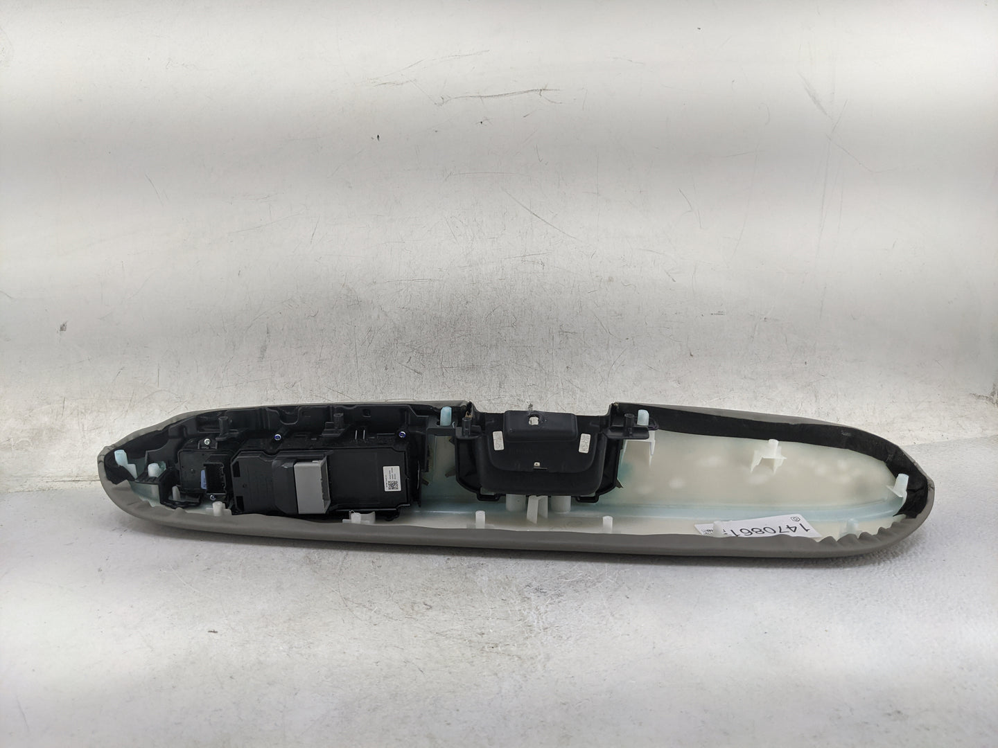 2016-2022 Honda Hr-V Master Power Window Switch Replacement Driver Side Left P/N:61022071 Fits OEM Used Auto Parts - Oemused