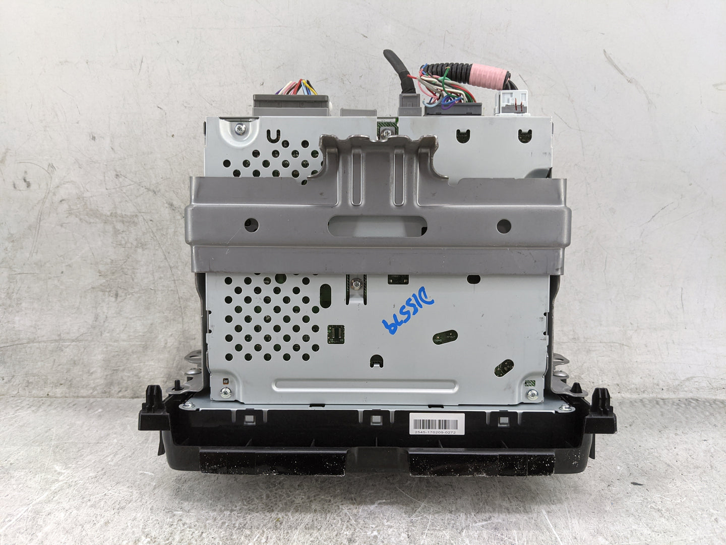 2017 Honda Hr-V Radio AM FM Cd Player Receiver Replacement P/N:39100-T7W-A81 CV-CH56N0JX Fits OEM Used Auto Parts - Oemuseda